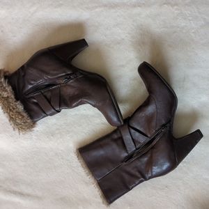 Faux Fur-lined Brown Booties
